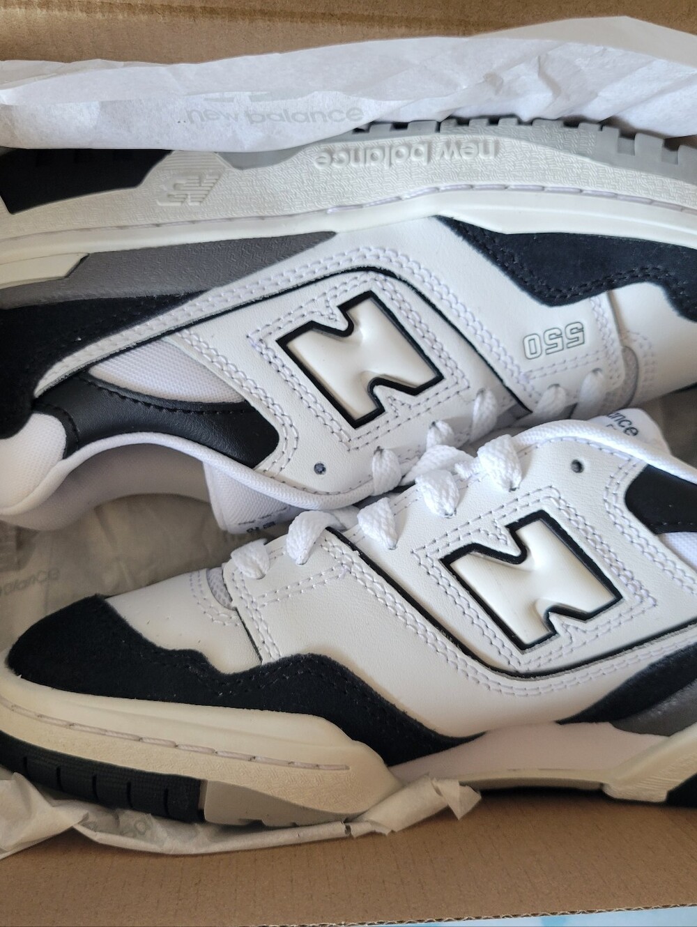4Y/5.5W New Balance 550 White Black Grey Rain Cloud Suede BB550NCA New
